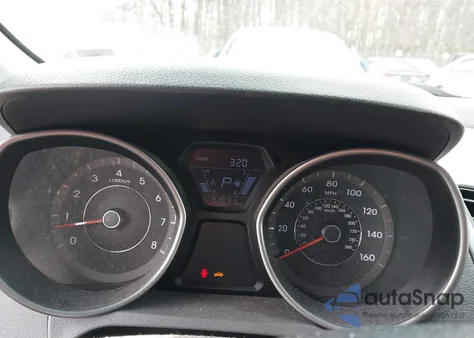 2015 Hyundai Elantra Se z USA, uszkodzony, nr VIN 5NPDH4AE0FH650275